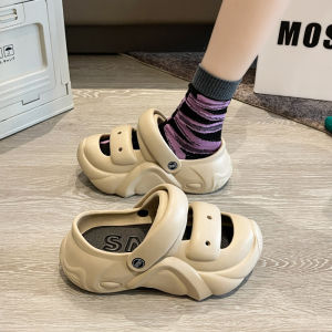 6.0 Giày Croc cho phụ nữ mùa hè mới đế dày thoải mái tăng chiều cao trong nhà sandal bãi biển dễ thương