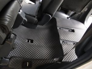 TOYOTA INNOVA 2016 TO 2025 BLACK LINER CAR FULL MATTING V2