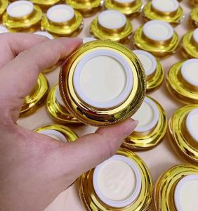(MUA 1+QUÀ TẶNGserum b5 ) Kem nâng tông da 9in1 Kem Lười makeup dưỡng ẩm che khuyết điểm hiệu quả Makeup nâng tông dưỡng ẩm bảo vệ làn da hiệu quả 50g