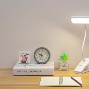LED eye protection lamp clip type desk lamp for children and students learning to read bedroom bedside clip lamp
