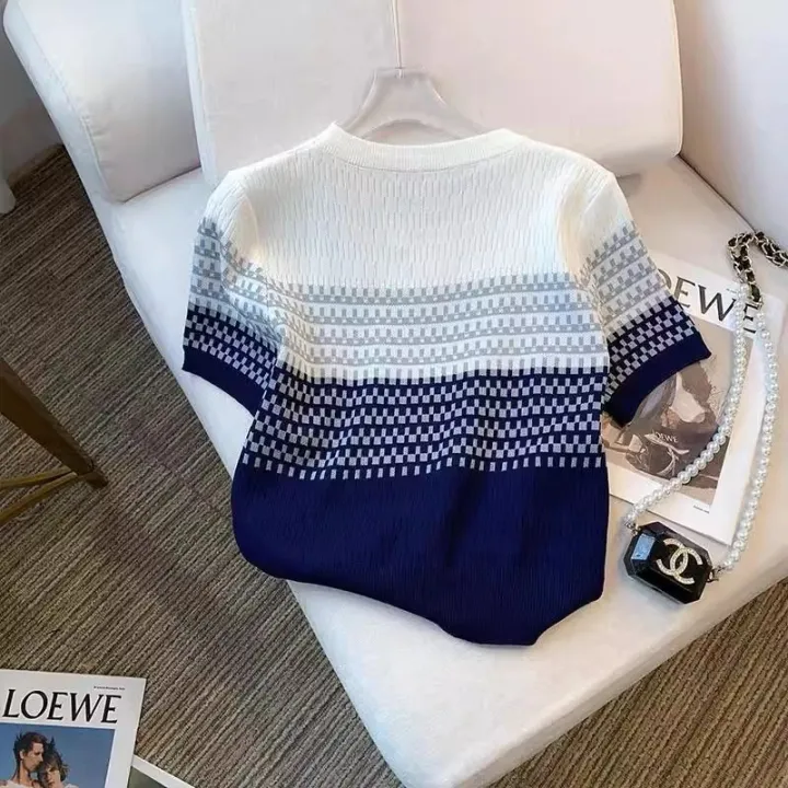 Ice%20Silk%20Top%20Women's%20Fashion%20Color%20Blocked%20Thin%20Knit%20Sweater%20for%20Commuting%20-%20Image%2010