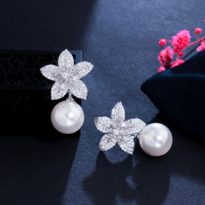 SEQUITO Luxury Women Jewelry Yellow Gold Color Full Pave Round AAAAA Cubic Zirconia Floral Shape Champagne Big Pearl Drop Dangle Banquet Party Earrings SE749