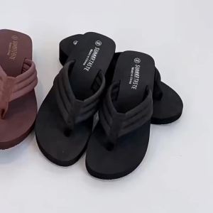 [Free Shipping] Thick-strap thick-soled non-slip womens flip-flops versatile 3.5cm high-heel sandals for outdoor beach wear