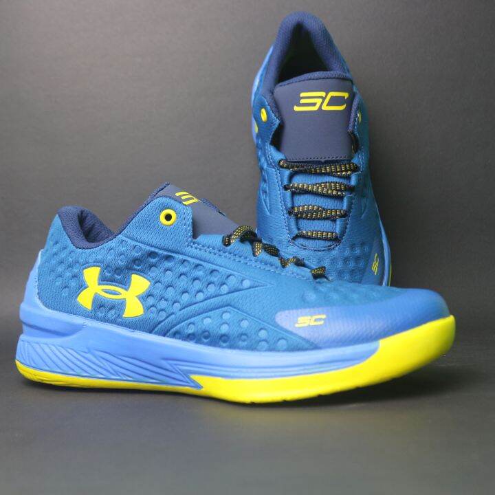 Sepatu running sale under armour