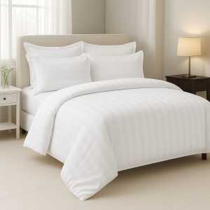 Sprei Saja Sprai Bedcover Set Hotel Premium Dobby White Putih Garis Line Salur Stripe Kotak Size Single Double 90 100 120 140 160 180 200 | Sprey Spray Seprei Seprai Seprey Sepray Halus Lembut | Bet Bat Cover Selimut Blanket Penginapan