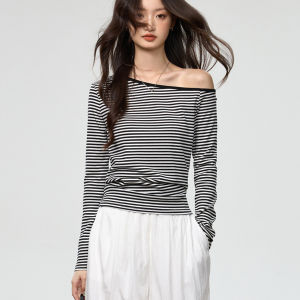 Fashion long-sleeved off-the-shoulder T-shirt womens new cotton black and white striped T-shirt long-sleeved one-word collar slanted shoulder slim-fit T-shirt