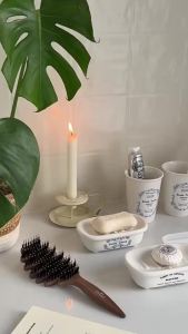 Ceramic Soap Dish South French Holiday French Pastoral Cup Retro Iris Bathtub Shape Drain B & B Bathroom Amenities Practical Household Accessory for Daily Use Simple Design for Everyday Home Tasks