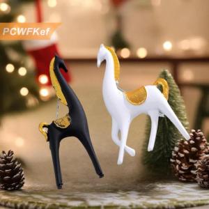 【PCWFKef】 เข็มกลัดม้ารูปสัตว์สุดสร้างสรรค์ใหม่เข็มกลัดบุคลิกภาพรูปม้าโพนี่สำหรับผู้ชายและผู้หญิงของขวัญวันหยุด