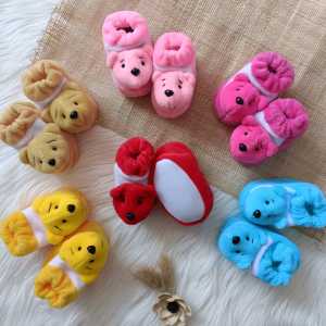 Sepatu bulu pooh bayi 0-6 bulan