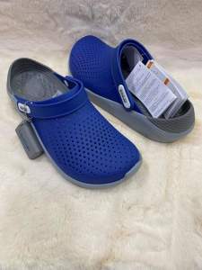Crocs LiteRide Clog สีน้ำเงินพื่นเทา รองเท้าใส่สวย ใช่ดีใช่ทน ทันสมัย กำลังฮิต ใส่เที่ยวทะเล/เล่นน้ำ เบานุ่มสบาย คลายปวด