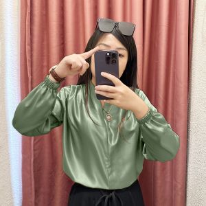 Saviera Top Blouse Atasan Wanita Kekinian Lengan Panjang Polos Silky By Demore