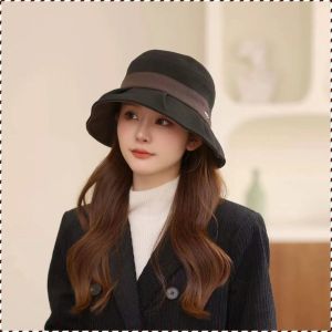 หมวกบัคเก็ต ไม่มีการเสียรูป แฟชั่น หมวกเบสบอล ดูผอมลง กันน้ำ ดูใบหน้าเล็กลง มีหลายสีให้เลือก ลดอายุ