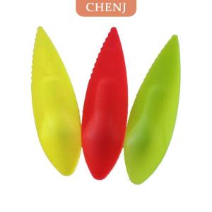 [COD] CHENJ 6ชิ้น เซ็ต2 in 1 KIWI Plastic Spoon มีดมีดหั่นผลไม้ที่มีหลุม