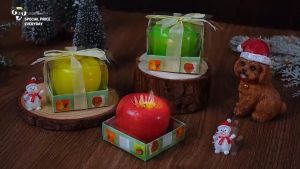 Simulation Fruit Apple Candle Scented Soy Wax Christmas Decoration Gift for Women Girlfriend Room Fragrance Long Lasting Aroma Candle for Bedroom Table Ornament Romantic Birthday Present