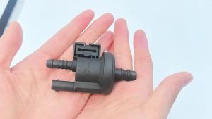 AG9N-9C915-AA Fuel Vapour Purge Valve for Land Rover Range Evoque