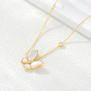 Natural shell butterfly necklace thick real gold niche high-end clavicle chain for women new popular spring/summer choker necklace