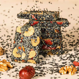 WooNut【COD】500g Mixed Nut Pastries Individually Packaged Ready-to-eat Snacks Sweet and Healthy Black Sesame Pie