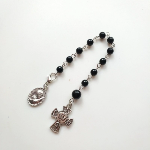 Black Cross Pendant Wristband Beaded Bracelet Fashionable Prayer Beads Rosary Bracelets Faith Accessory Gift