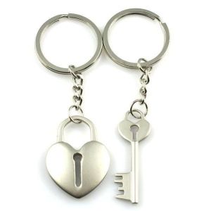 Cute Cat Keychain Creative Heart Round Keyring Couple Key Chains Bag Pendant Car Keyholder Gift