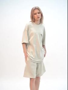 ของแท้100%🌟พร้อมส่ง🌟เสื้อยืด Fear of God Essentials FOG T-Shirt ( SS22 ) Light Oatmeal