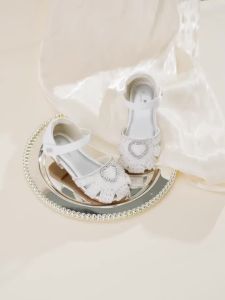 Dave Bella Baby Summer Sandals Cute Childrens Soft Leather Shoes Outdoor Party Kids Princess Crystal Shoes Cool DB 2252060