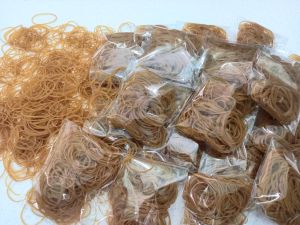 DÂY THUN DẺO VÀNG KHOANH LỚN (50G/BỊCH)