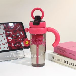 New summer collection: large-capacity insulated water bottle stylish design perfect for women portable for outdoor use and ideal as a sports water bottle