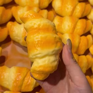 FLEURS Hand Relax Croissant Squishy Toy Slow Rising Sticky Sensory Fidget Ball Kids Adults Pinch Slow Rebound Toy For Students