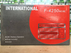RADIO INTERNATIONAL F 4250 AC DC - RADIO AF FM RADIO JADUL - Radio AC DC