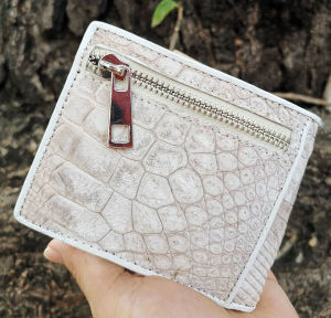 งานสวยๆ หนังแท้ๆ จระเข้ Genuine Crocodile Bi-Fold Wallet