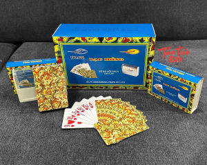 Bài Tây Hộp Nhựa cao cấp LẠC HỒNG chất liệu giấy cao cấp hoa văn đẹp mắt.