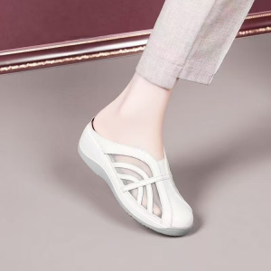 รองเท้าแตะแบบปิดนิ้วเท้า หัวกลม พื้นรองเท้าแบบยืดหยุ่น รองเท้าผ้าใบ ความสามารถในการระบายอากาศ