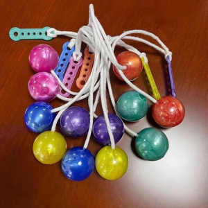 4cm Kids Lato Lato Toy Latto Toys with Handle Old School Games Pro-clackers Edition Ball Viral Bola Latto Toy for Children Gift