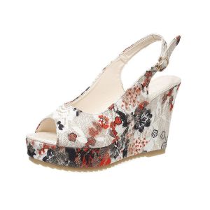 [Free Shipping] New Plus-Size WomenS Sandals With A Thick Platform Featuring A Printed Design Open-Toe Style Buckle Detailing And A High-Heeled Peep-Toe Design