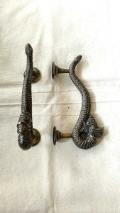 Handle Pintu Rumah Kuningan Antik Motif  Naga Mahkota 19 cm 2 Pcs