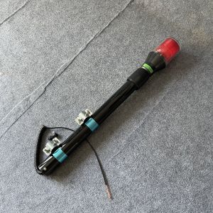 Trụ Đèn Sau Police