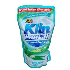 Soklin lantai kemasan 700 ml
