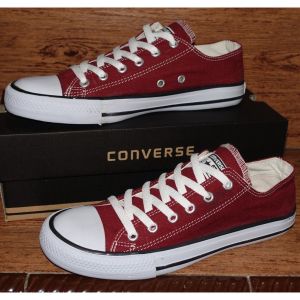 Sepatu sneakers pria wanita import murah terbaru kekinian cowok cewek keren karet empuk tidak licin