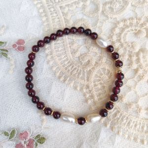 Ready Stock SG - Garnet Freshwater Baroque Pearl Crystal Bracelet Handmade Crystal Bracelet Handmade Natural Healing Crystal Bracelets