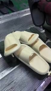 [Free Shipping] Baotou Thick-Soled Clogs WomenS Style For Outdoor Wear In Summer 2026 New Design Non-Slip Height-Increasing Sandals For Summer
