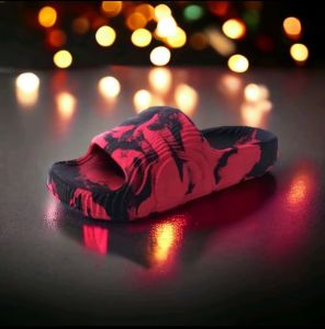 Adi Sendal Pria Keren Viral Sandal Pria Karet Jelly Sepatu Sendal Slop Cowo Empuk Kekinian