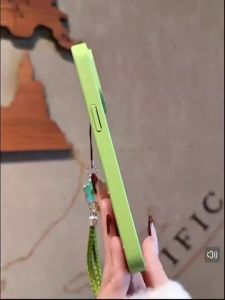 Beautiful girl pattern cute glass phone case suitable for iPhone16promax Anti-drop lanyard iPhone12promax 13promax 14promax 15promax 17pro 11 12 13 15 14 High-end lanyard
