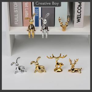 [Creative] Elk Deer Statue Nordic Christmas Reindeer Art Figurine Vintage en Handicraft Home Ornament Table Decoration Gift