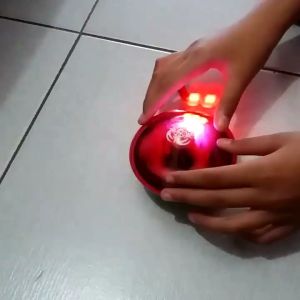 MAINAN GANSING UFO MAINAN EDUKASI ANAK LAKI LAKI ADA LAMPU DAN NYALA MUSIK GASING LAMPU LED