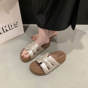 [Free Shipping] Thick-Soled Slippers For Women Versatile For Summer Wear 2026 New Summer Style Beach Fashion High-End Height-Increasing Slippers