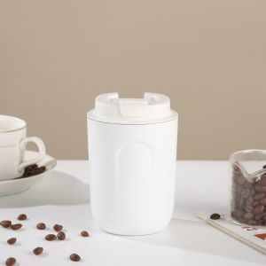 Saudi coffee cup with high aesthetic appeal 304 Stainless steel vacuum insulated water bottle portable suitable for car use and for holding milk