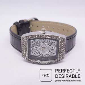 Womens Elegant Franck Style Quartz Leather Strap Dress Watch. Diamond Encrusted Face and Outer Edge.