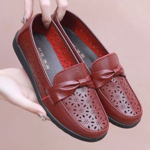 IELGY Leather sandals womens summer non-slip hollow hollow breathable soft flat sole