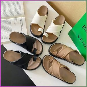 รองเท้านิ้วเท้า สนับสนุน รองเท้าแตะ ถอดออกได้ ชุดนิ้วเท้า พอดีกับส่วนโค้ง สะดวกสบาย พื้นนุ่ม เพิ่มขึ้น