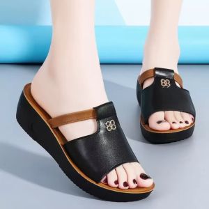 Free Shipping 2026 Summer New Collection: Versatile Platform Wedge Sandals For Women Featuring A Retro Design Soft Sole And Comfortable Fit Perfect For Middle-Aged And Elderly Women